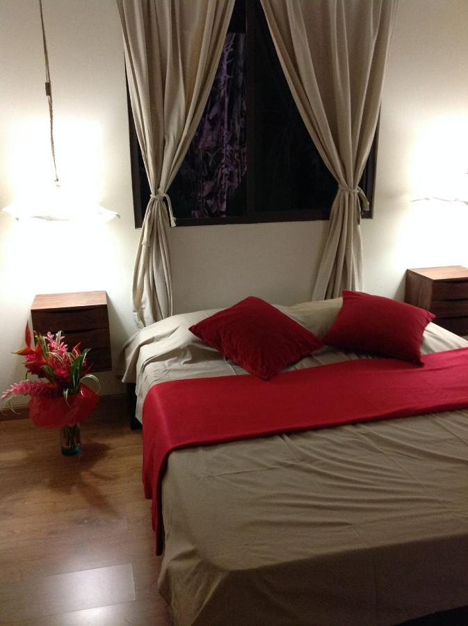 Royal Vai Hotel Faaa Ngoại thất bức ảnh